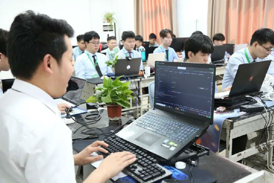 八維學校帶你領略云計算魅力讓你擁有更加清晰的職業規劃