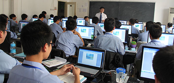 八維教育網絡安全領域的先鋒旗幟引領數字安全新時代
