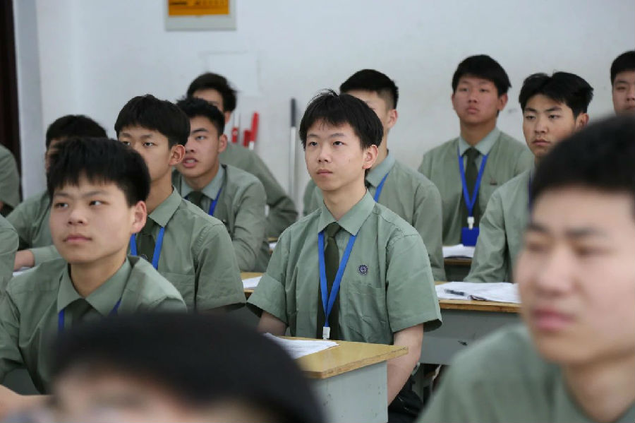 八維職業(yè)學(xué)校解鎖職場(chǎng)精英就業(yè)新航向密碼鋪就學(xué)子高質(zhì)量前程