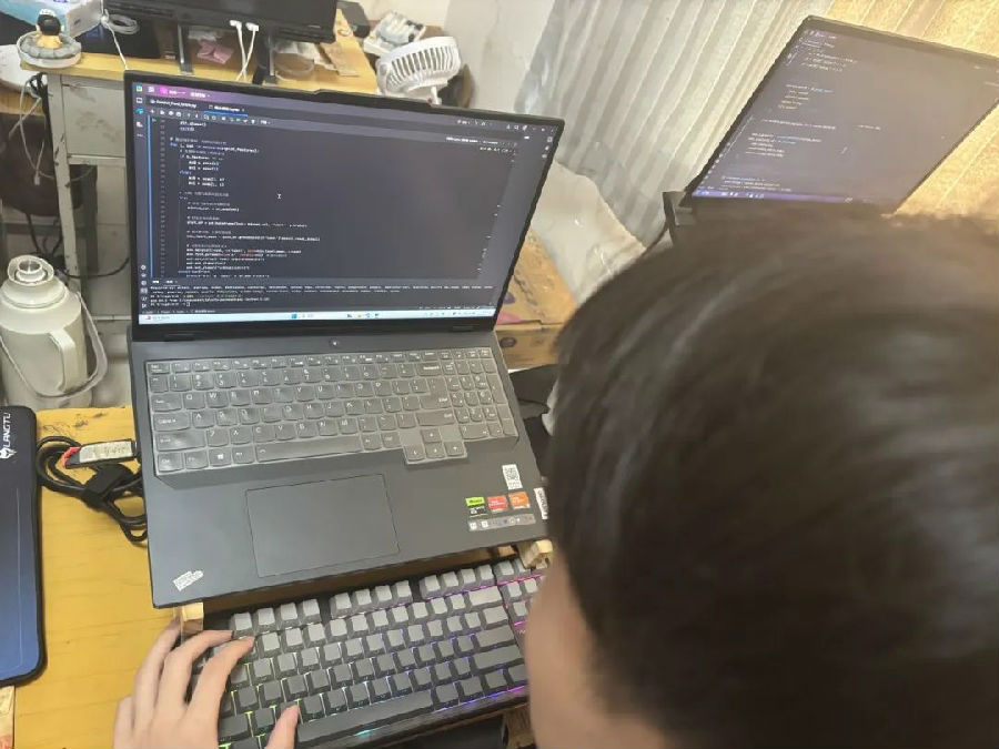 八維職業學校大數據專業風采綻放引領科技潮流解鎖就業薪動力