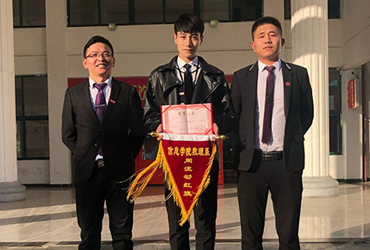 八維職業(yè)學校學子風采