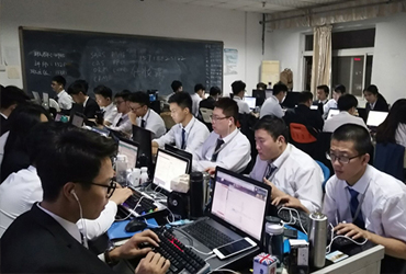 八維職業(yè)學校學子風采