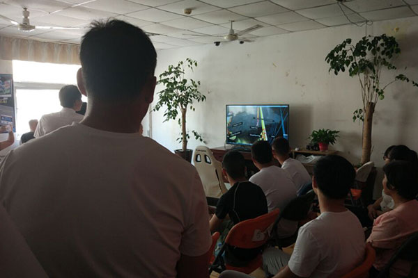 八維職業(yè)學校網(wǎng)絡工程專業(yè)學子學習生活風采