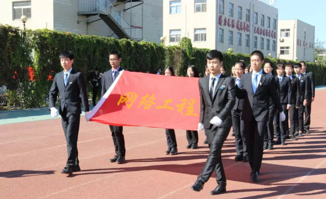 網(wǎng)絡(luò)安全問題催生700億元市場(chǎng)，八維教育網(wǎng)安人才迎來就業(yè)利好！