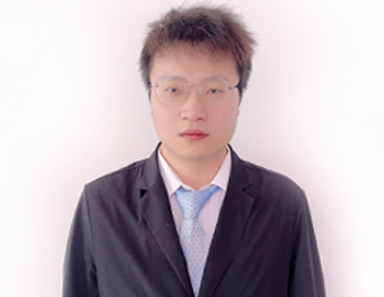 八維教育運營管理專業(yè)講師國際新媒體運營專業(yè)崔老師